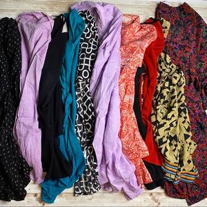 Reseller inventory box of women’s tops